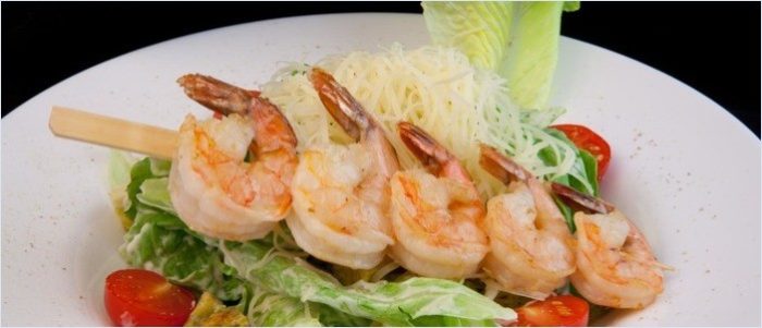 einfacher Cäsar mit Shrimp.