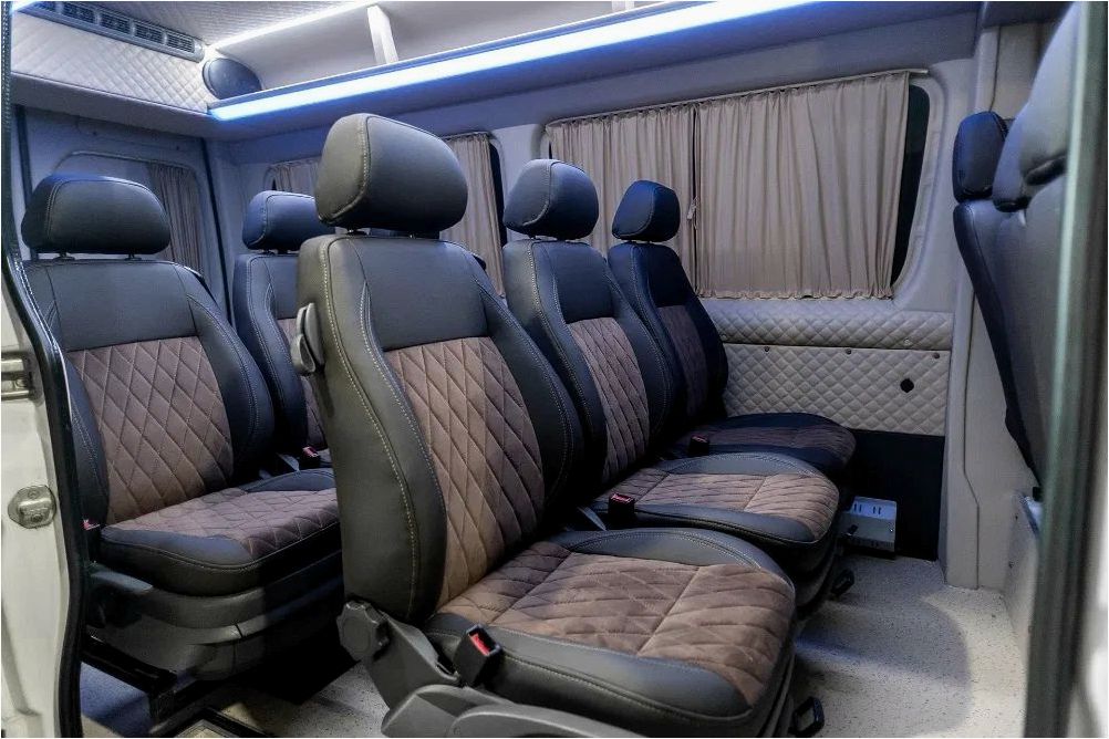 mercedes sprinter грузопассажирский салон